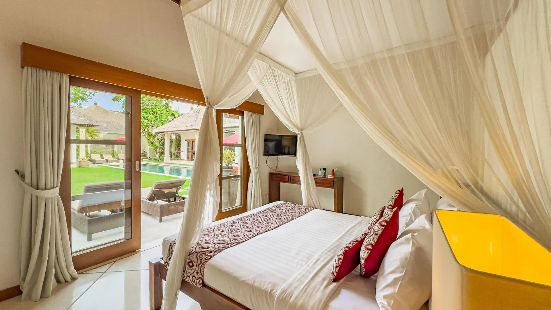 Villa Bugis Drupadi Seminyak  Seminyak (Bali)