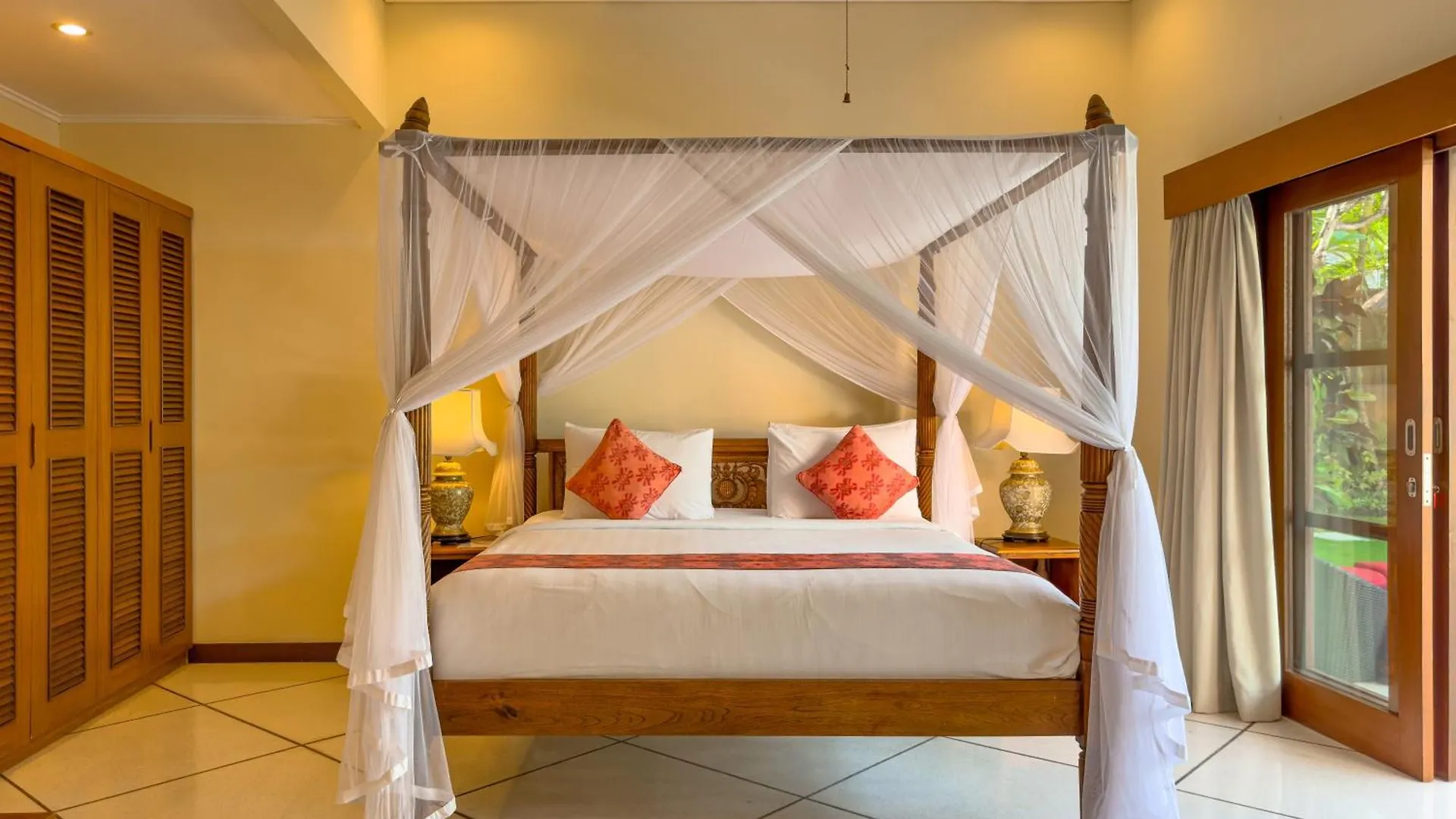 Villa Bugis Drupadi Seminyak